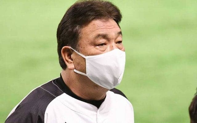 鷹、延長の末に痛恨の逆転負け　9回モイネロ同点被弾、10回に松本＆嘉弥真がつかまる