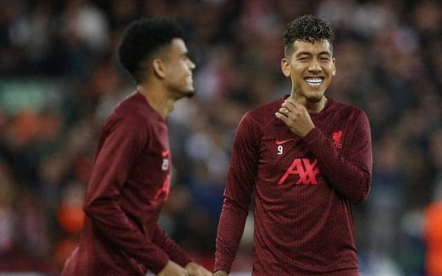 リバプールFWフィルミーノが選んだ「究極の5人チーム」にファンが過敏反応！「最後の1人」に添えられた魂のメッセージ