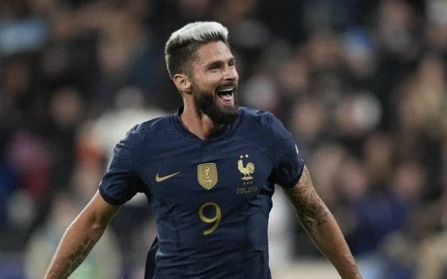 「100点のヘディング」35歳ミランFWがフランス代表「史上最年長」ゴール! アンリの最多得点記録まで「あと2つ」