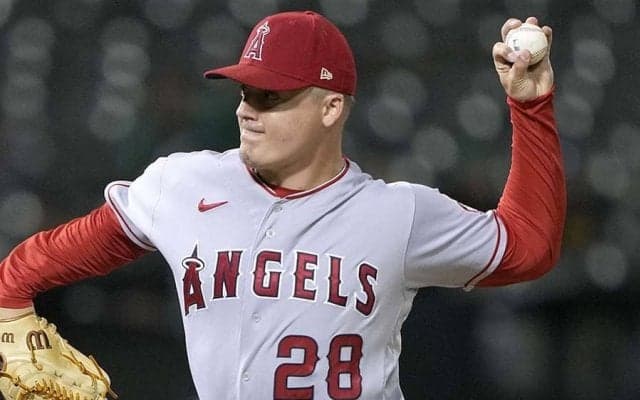 大谷翔平14勝目守った「ループの7球」に日本人絶賛　1点差無死満塁斬り「神リリーフ！」