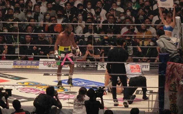 【超RIZIN】朝倉未来、メイウェザー相手に“大健闘”も悔しいKO敗戦　強烈右カウンター一撃で決着