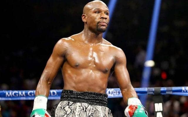 井上尚弥「メイウェザーに謝罪したい気持ちになった」　無礼な花束投げへの対応を称賛