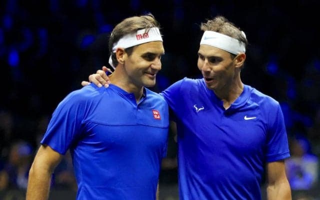 レジェンドたちも涙、5世代を生き抜いたロジャー・フェデラー引退の瞬間　「何世代にもわたってプレーしたかった」　