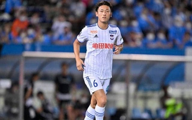 新潟、次節にも「J1昇格」！「右膝靭帯損傷で離脱」高木善朗の穴を埋める“J2初ゴール”21歳MFの熱い言葉「ビッグスワンで取れたのが嬉しいです」【J2「最終盤」】(1)