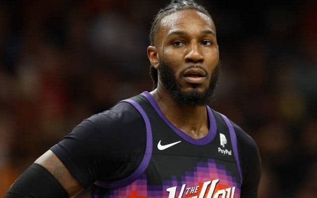 サンズのクラウダーがトレーニングキャンプ不参加…双方合意でトレード先を模索へ