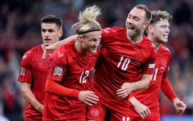 ｢どうしたんだフランス代表｣!! エリクセン大躍動のデンマーク代表に2失点し、わずか1勝でUNLを終える…前回王者の脳裏によぎる｢ワールドカップのジンクス｣