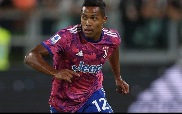 ユベントス黄金時代を支えたアレックス・サンドロ、今季終了後に契約満了で退団か