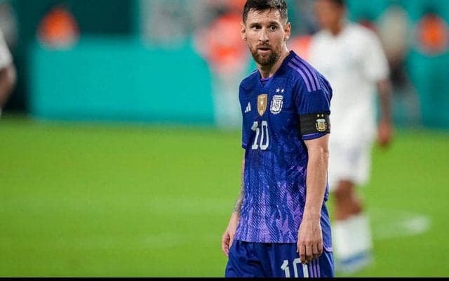 アルゼンチン代表メッシがインフルエンザに？ W杯前最終戦を欠場か