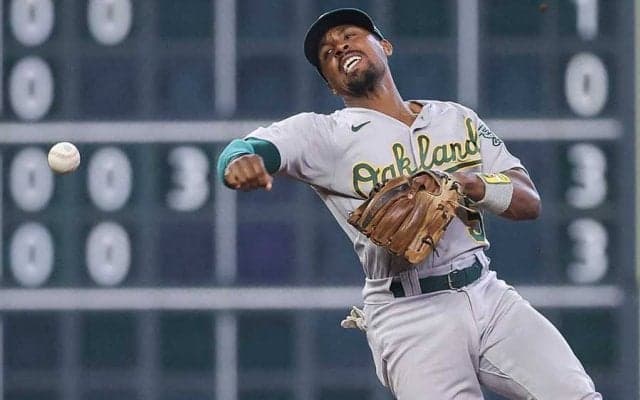 大谷翔平出場試合で「あの男は飛んでいた」　半身＆浮遊状態の捕球にエンゼルス番も衝撃