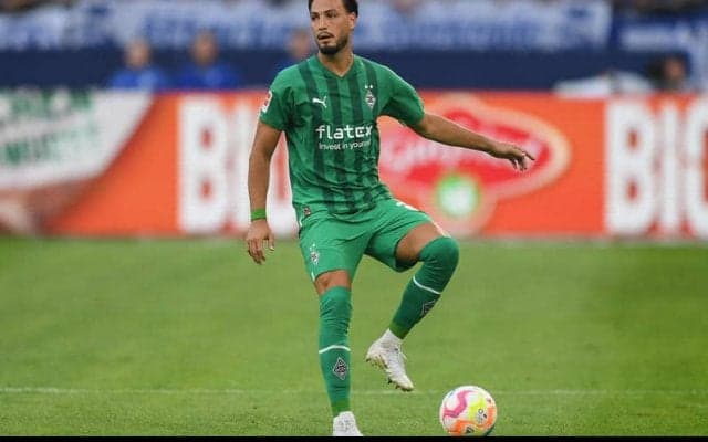 苦戦続くユベントス、来冬にボルシアMGの左SB獲得か