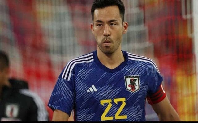 吉田麻也、高級SUV「レンジローバー」の乗りこなしが「やはりかっこいい」「渋い～」と反響