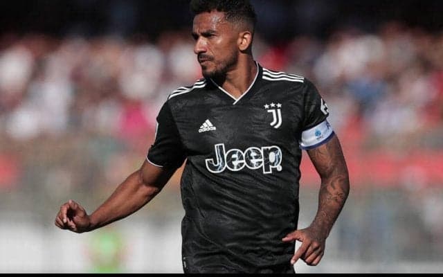 今季も苦戦続くユベントス、ダニーロはクラブへの信頼強調「僕たちは正しい道を歩んでいる」