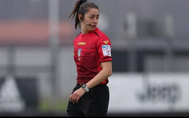 セリエAで初の女性主審誕生へ！  ジャンルカ・ロッキも太鼓判