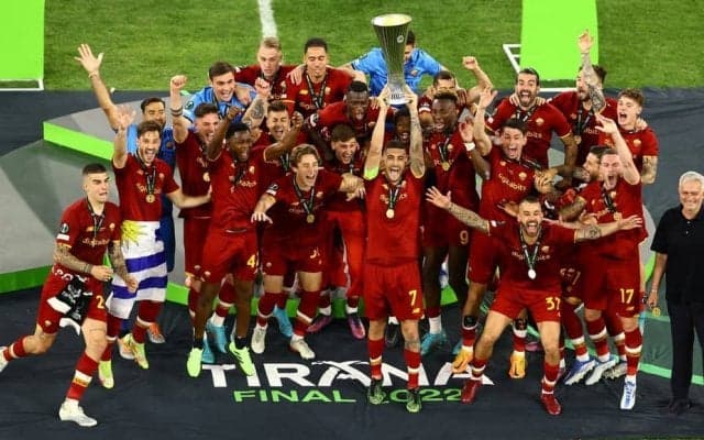 ｢来た来たぁ｣!! モウリーニョ率いるローマ来日が正式決定! 18年ぶりの日本での試合の対戦相手は「名古屋と横浜FM」