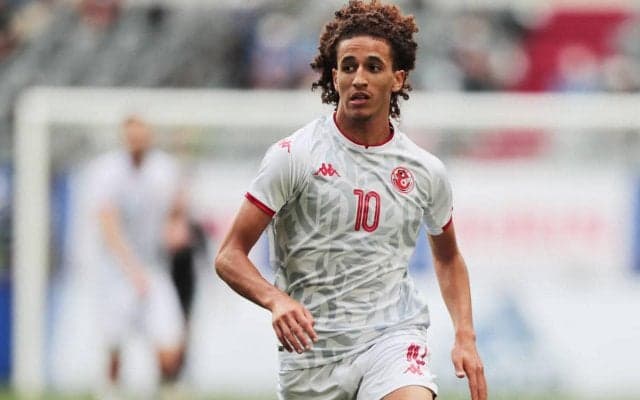 「どこが変わった？」「創造性無くした？」チュニジア代表のW杯ユニフォームに辛辣な声が続出…遠目には変化が分からず「何も変わってない」