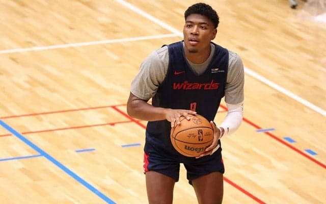 八村塁、和風デザインの新シューズが米好評　鶴と桜が舞い「これ欲しい」「カッコいい」