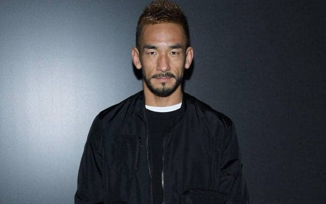 「何でも様になる」頭にタオル、手には軍手…中田英寿氏がコンバインを操縦し米を収穫「恐るべし！」