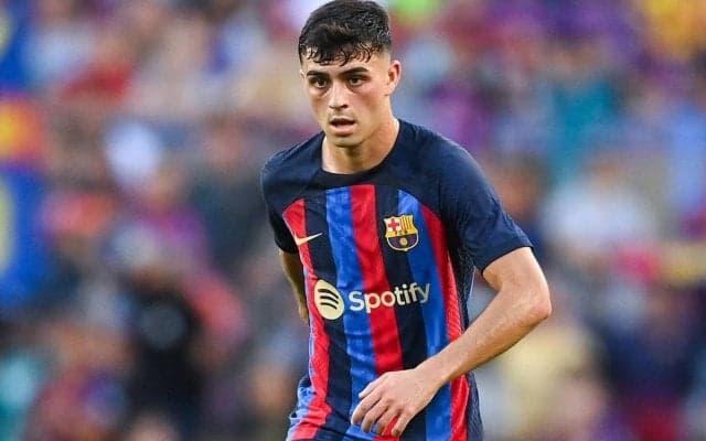 「40代前半の男性」と前作は言われたバルサMFペドリ、『FIFA 23』ではバージョンアップ「当然23の方が良い」