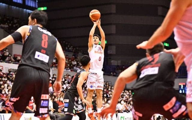 川崎ブレイブサンダースが接戦を制す…“新生”三遠ネオフェニックスは黒星発進