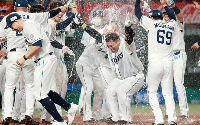 西武・山川の予言的中!?　胴上げ阻止の劇弾生んだ“読み”に監督震撼「恐ろしいね」