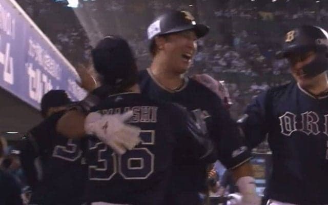 オリックスが26年ぶりパ連覇　チーム54年ぶりの最終戦V決定、鷹敗れ歓喜の瞬間