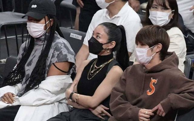 NBAの客席1列目5人組が話題　大物だらけだった3日間、広瀬すずもBTSも「画力が凄い」