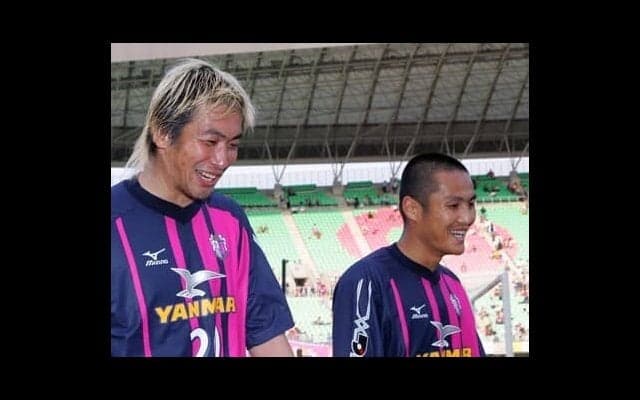 森島寛晃は相棒・西澤明訓と終始無言で移動。優勝チームからの「ありがとう」の言葉に何も返せなかった