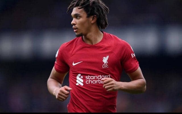 TAAに批判集中も「他の選手だって責任は負うべき」　シアラー氏がリバプールを懸念