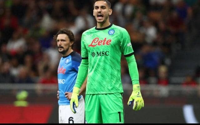 「キャリア最高の時期だ」　ナポリで守護神定着のメレトが充実