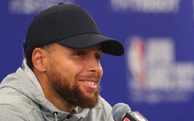 日本で初試合を終えたステフィン・カリー「日本が大好き。もう最高の4日間になったよ」