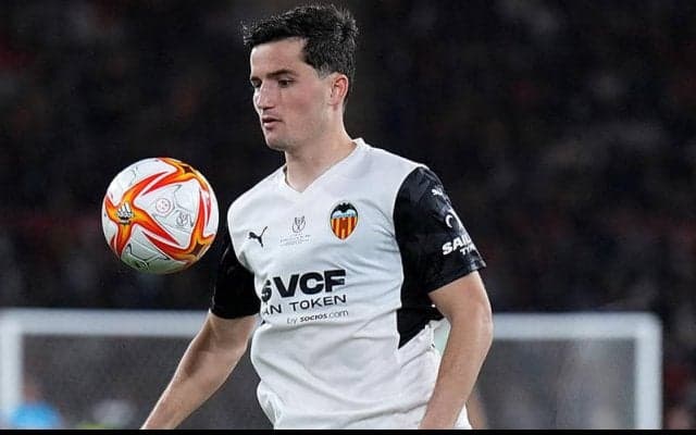 バレンシア、スペイン代表のギジャモンと契約更新！