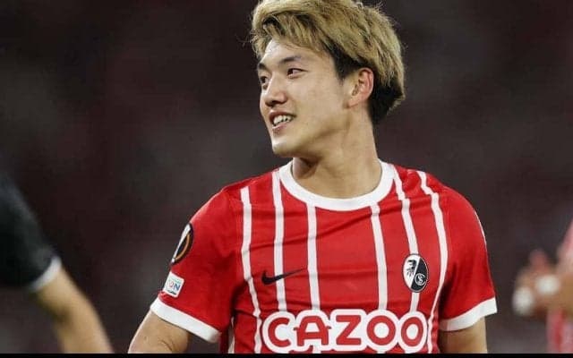 「スタイルは靴から」堂安律が“豪華コラボスニーカー”のコーデを披露！「絶対履くと思ってました」「かっこいいー」