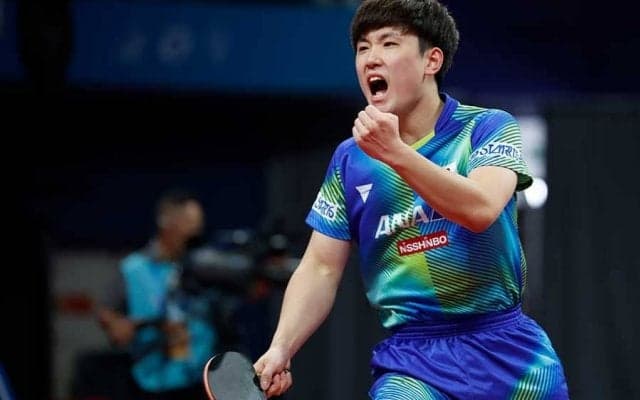 張本智和、メダル懸けた週末へ新たな難題　グループL突破も「大学の課題があと6個…」【世界卓球】