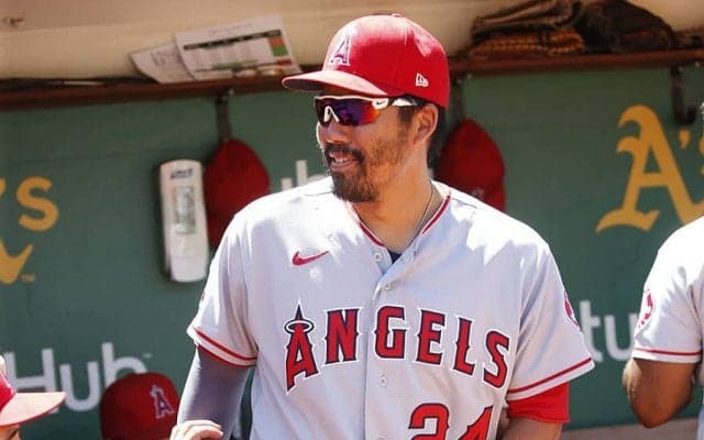 【MLB】カート・スズキが“引退試合”　初回途中交代でキャリア16年に終止符、古巣ファン総立ち