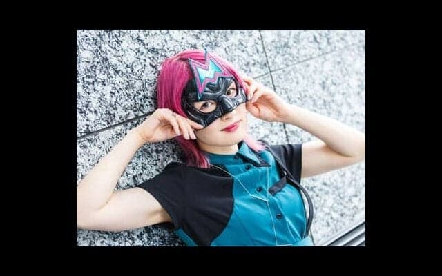 仮面の女子プロレスラー、ハイパーミサヲが明かす壮絶な過去。大学時代に青山霊園から緊急搬送されるなど「どん底でした」