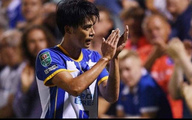 「カオルは止められない」三笘の“ドリブル無双”に現地のファンも熱狂！「最もエキサイティングなプレイヤーの 1 人」