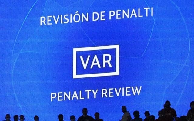 2度とVARをさせるな…納得いかない判定連続に怒りのバルサ、UEFAに異議申し立て