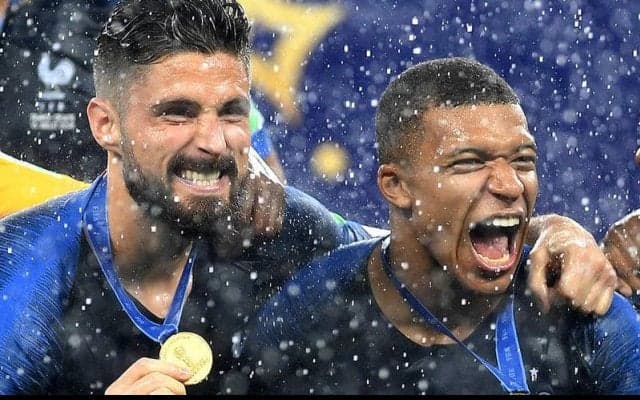 ジルーがムバッペとの過去の確執を振り返る「僕らは勝ちたいだけ」