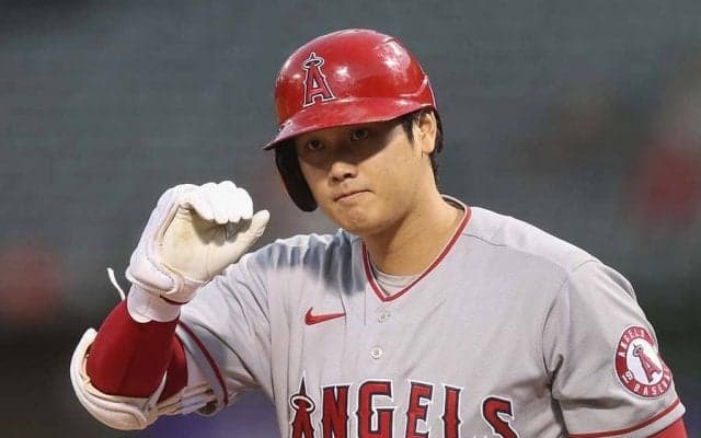 大谷翔平を襲った悲運にLA実況席は15秒絶句　右腕直撃の死球に「Oh no no...」と言葉失う