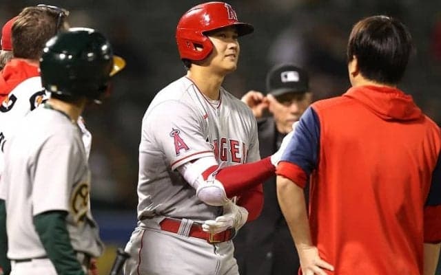 大谷翔平、メジャー史上初の「投打規定Ｗクリア」まで残り１イニング！右腕に死球受けるも「問題はなかった」と指揮官も安堵