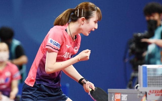 【世界卓球】第2試合、早田ひなは相手のエースとのサウスポー対決制す。日本女子メダルに王手