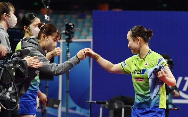 【世界卓球】早田温存の日本女子がベスト8！伊藤美誠「明日もみんなで力を合わせて勝ちにいきます」
