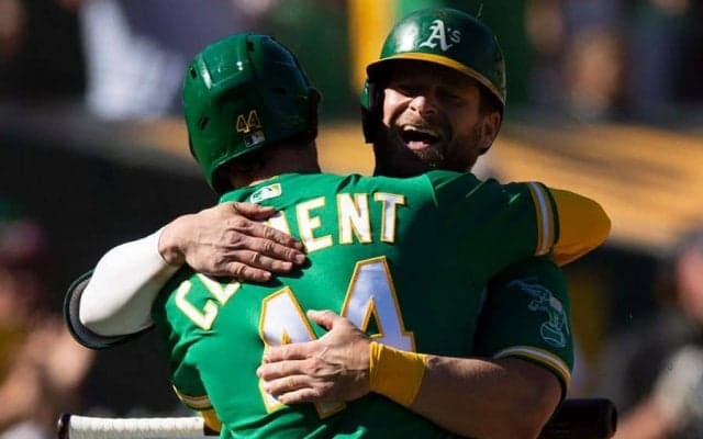 【MLB】引退捕手の最終打席に米感動　本人思わず大爆笑の「こんな筋書き考えつかない」