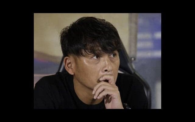 サガン鳥栖を率いる異色の指導者のリーダー論。「ブレるということ自体、意味がわからない」