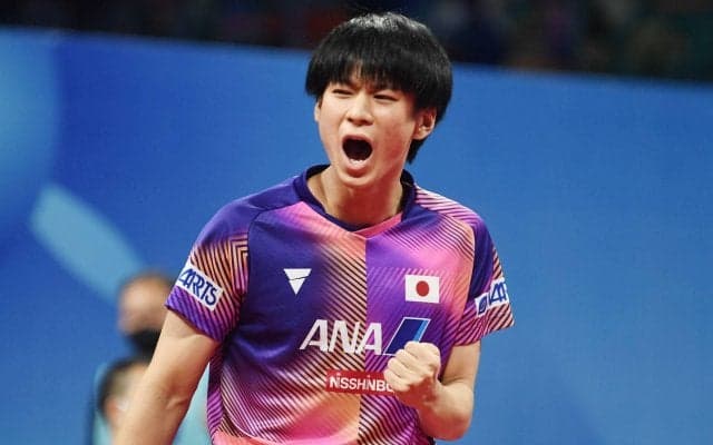 【世界卓球】第1試合 戸上隼輔がポルトガルのエースを下す！メダル決定戦で先制