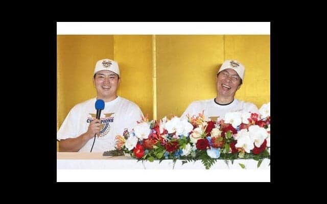 村上宗隆は「僕の監督時代に入団してほしかった」。真中満が見抜いた三冠王の進化と印象的だった人間性