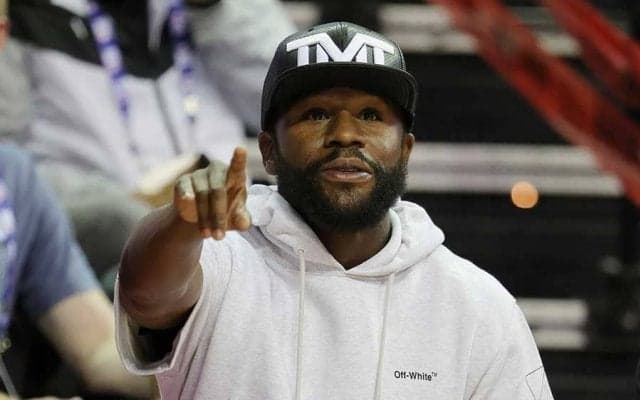 金満メイウェザーに衝撃エピソード判明　元カノ誕生日に超高級車2580万円マイバッハ贈呈