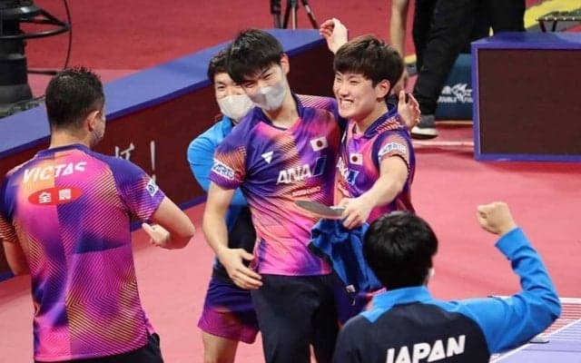 張本智和、圧巻2勝でメダル確定「このチームにできないことはない。目標は世界王者」