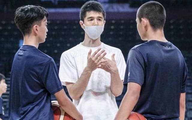 石崎巧氏が一日臨時コーチに就任…琉球ゴールデンキングスユースチームを熱血指導