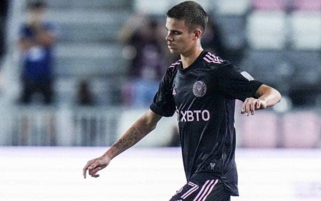 ベッカムがプレミアリーグに復帰!? ブレントフォードのセカンドチームで次男ロメオがトレーニング